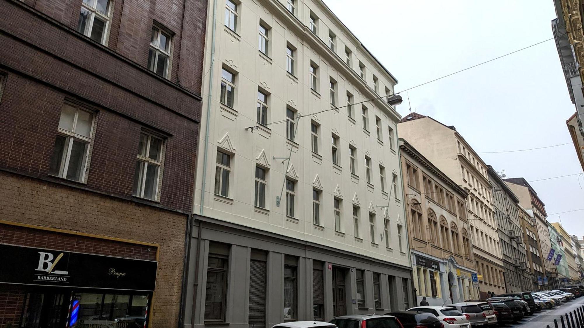 Black & White Apartment Prague By Wenceslas Square And Muzeum Praga